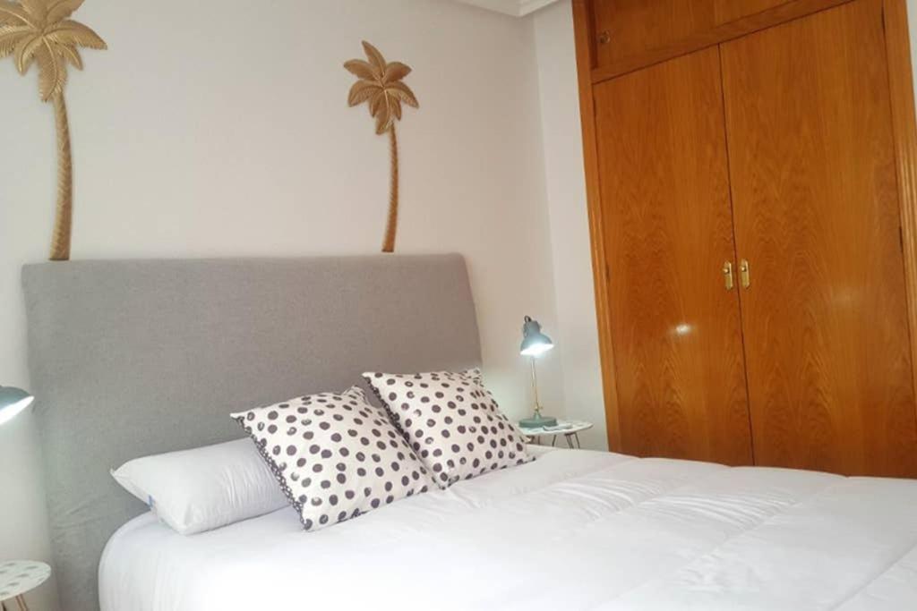 Encantador Apartamento En El Centro Daire Alicante Dış mekan fotoğraf